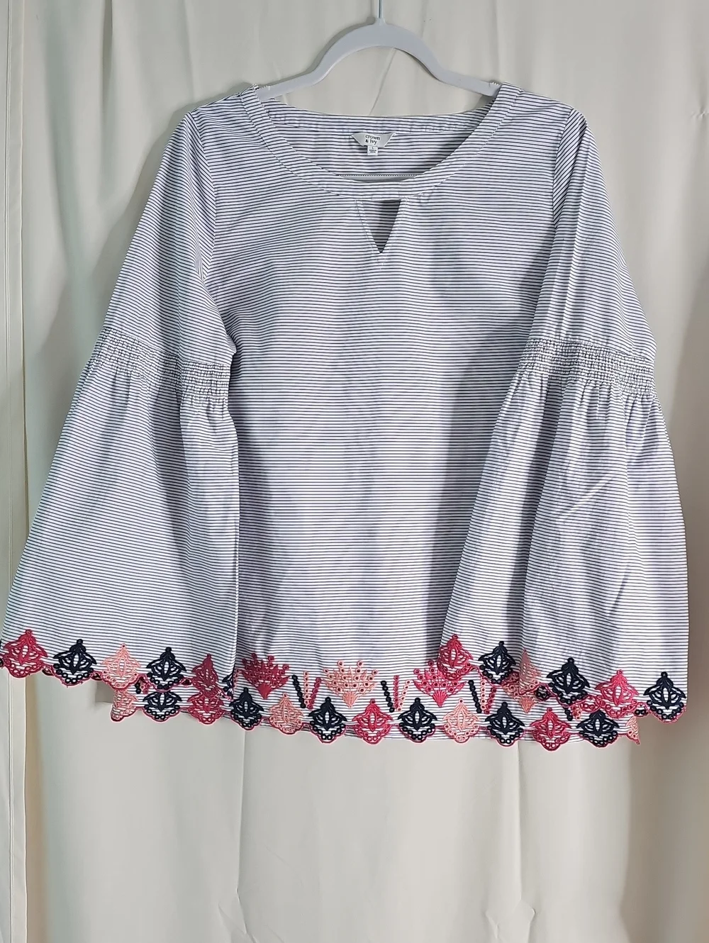 Crown & Ivy Navy 100% Cotton Blue /White Striped Bell Sleeve Tunic - Picture 1 of 9